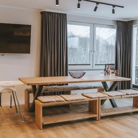 Apartment Schneeglück Und Schneeliebe Gruppenunterkunft Mit Sauna Und Terrasse Für Bis Zu 21 Personen